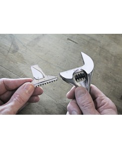 CLE A MOLETTE 8 MORS...