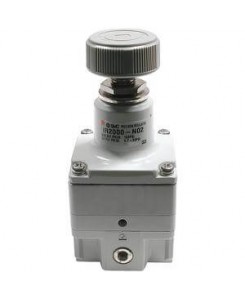 REGULATEUR DE PRECISION...