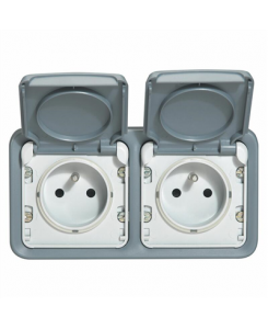 LEGRAND Plexo Double prise...