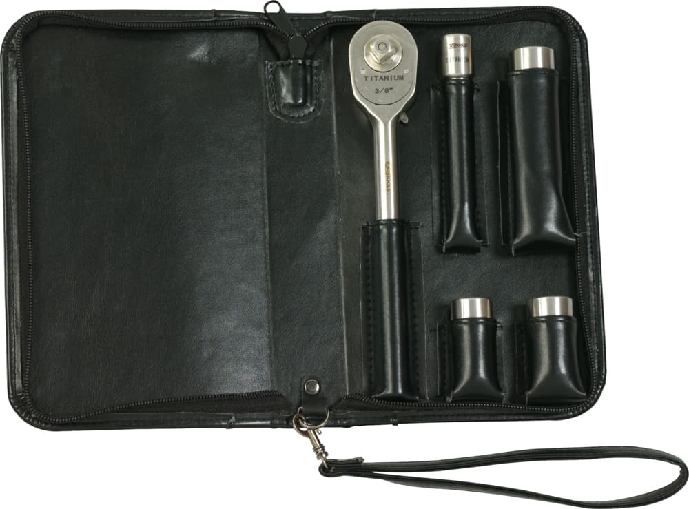 Jeu de douilles et cliquet TITANplus 3-8''. 5 pièces