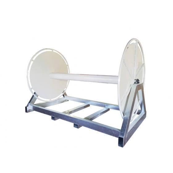 "Version Moteur Hydraulique
Touret Ø 2 x 2,50 m
Dimensions: 3,05 x 2 x H2,20 m
S